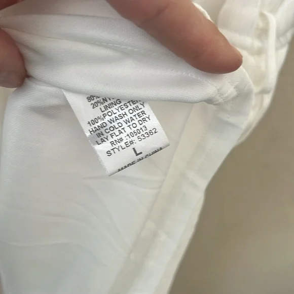 NWOT South of the border romper with pockets! - Picture 6 of 6